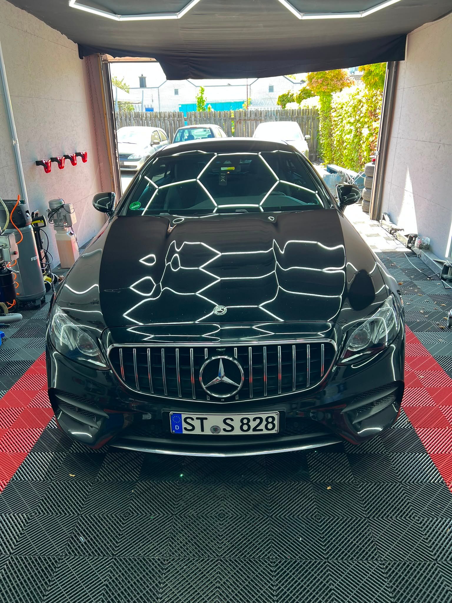 Fahrzeug in der Werkstatt